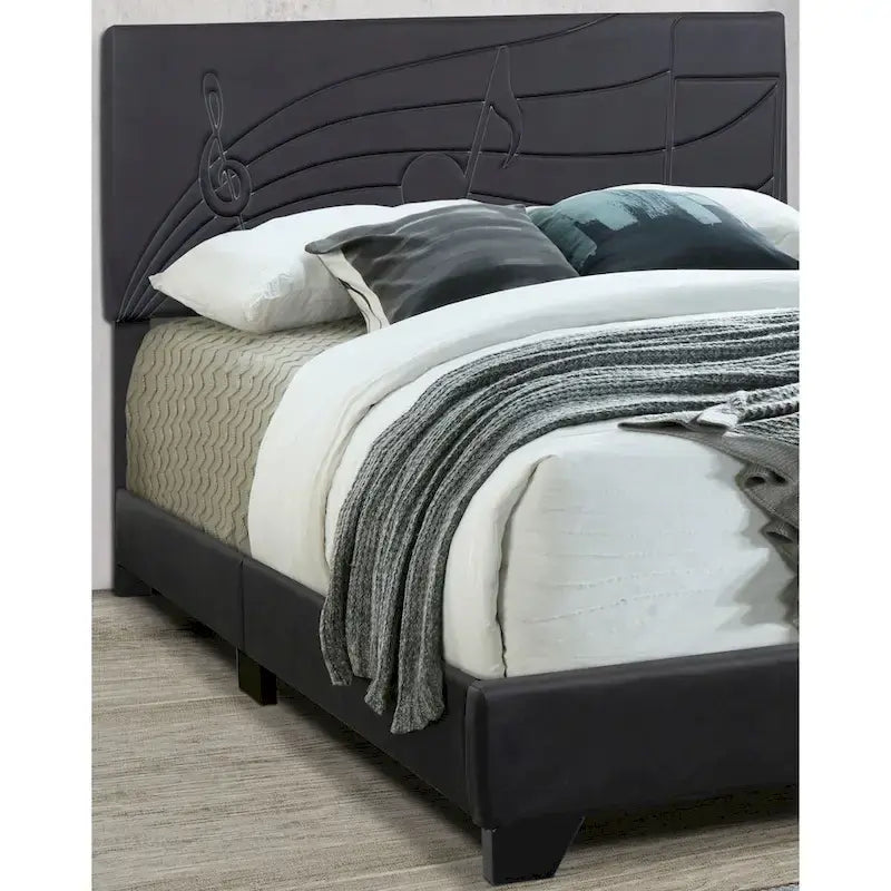 Letto a piattaforma imbottito in ecopelle nera fumo (Queen / King)